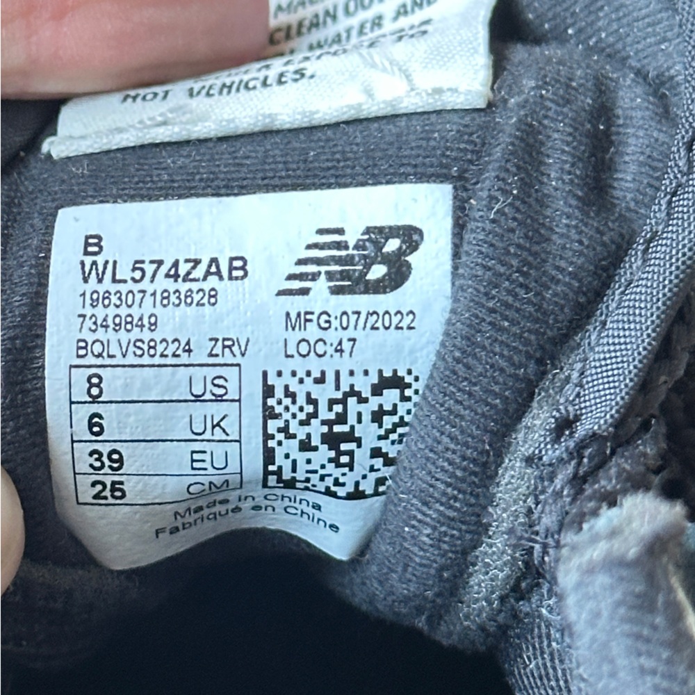 New Balance 574 Black and White Platform Sneakers - Picture 10 of 10
